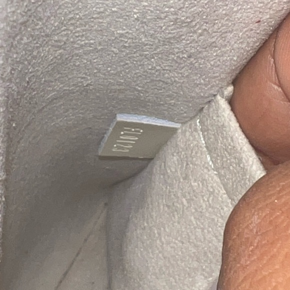 Louis Vuitton Alma PM Epi Leather Blaco (White) - Picture 6 of 14